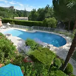 Apartment Les Hauts De Greoux-les-Bains