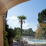 Les Hauts De