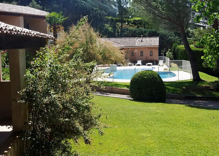 Les Hauts De Апартаменты Греу-ле-Бэн